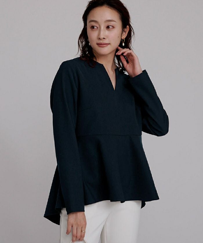 【新品】yori ペプラムトップス ネイビー フリーサイズ CARETTE]kokodeオリジナル ネイビートップス(ぺプラム) | KOBUNSHA