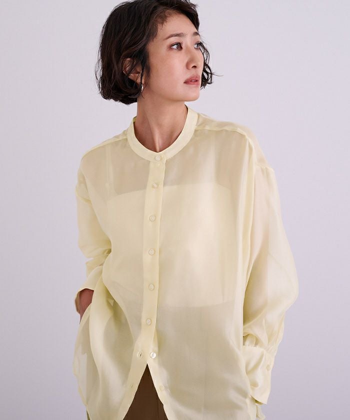 ユナイテッドアローズ　ポプリンシアーバンドカラーシャツ　ベージュ UNITED ARROWS - ユナイテッドアローズ ポプリンシアーバンドカラー