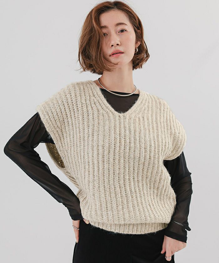 Vネックニットベスト Vネック ニットベスト (RELAX FIT) [全3色] – muta Online Store