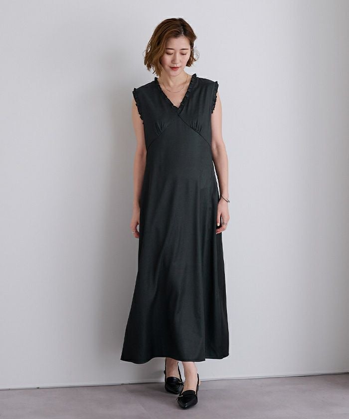 anuans ショルダーフリルVネックワンピース AN8325EW02443_fw_thumbM.jpg