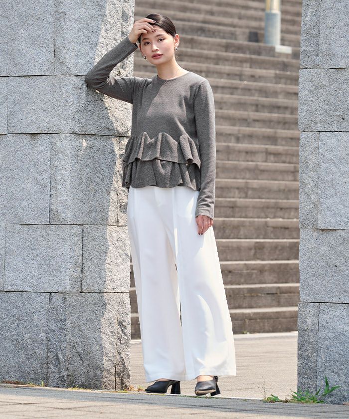 ◆幻◆ 定価4.7万円 ADORE VERYドライストレッチフリルヘムニット フリルヘムニット | ur's（ユアーズ）