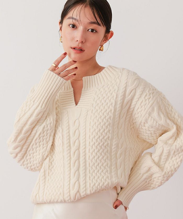 ケーブルキーネックニット ケーブル キーネック ニット[品番：AZ000003330]｜andme（アンドミー